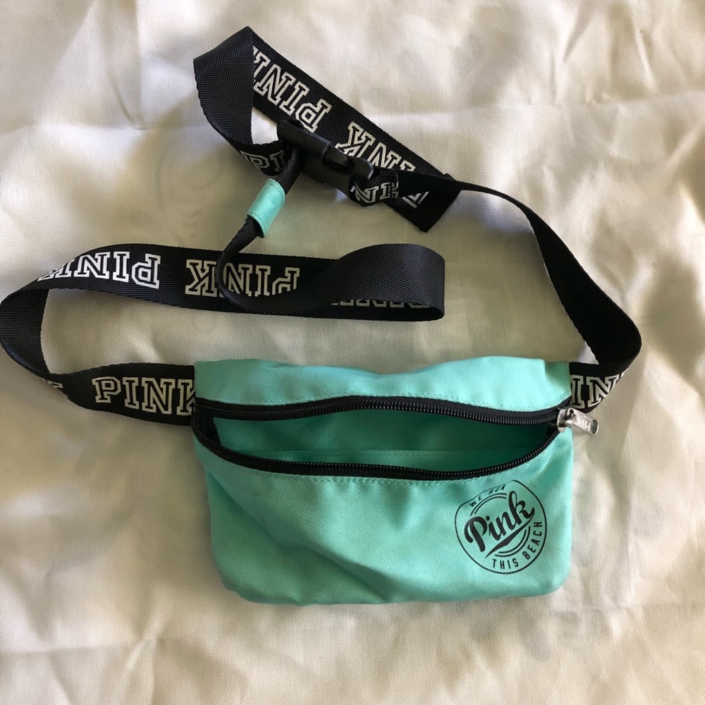 VS PINK fanny pack